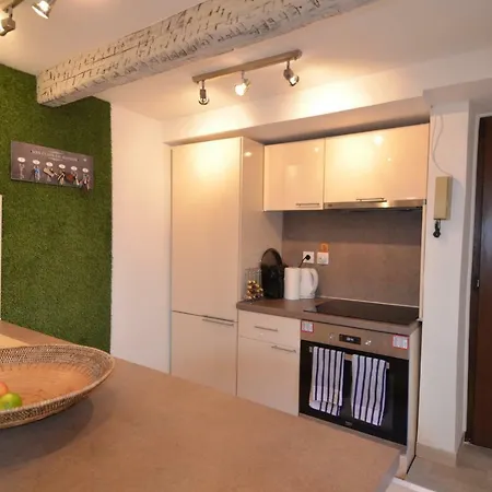 Duplex De Charme 4 Personnes Quartier Du Port A Nice