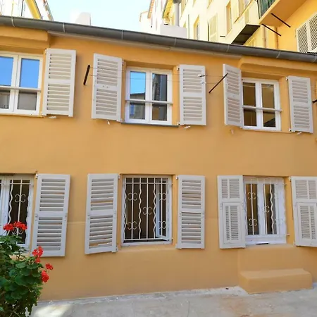 Duplex De Charme 4 Personnes Quartier Du Port A *