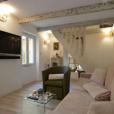 Duplex De Charme 4 Personnes Quartier Du Port A